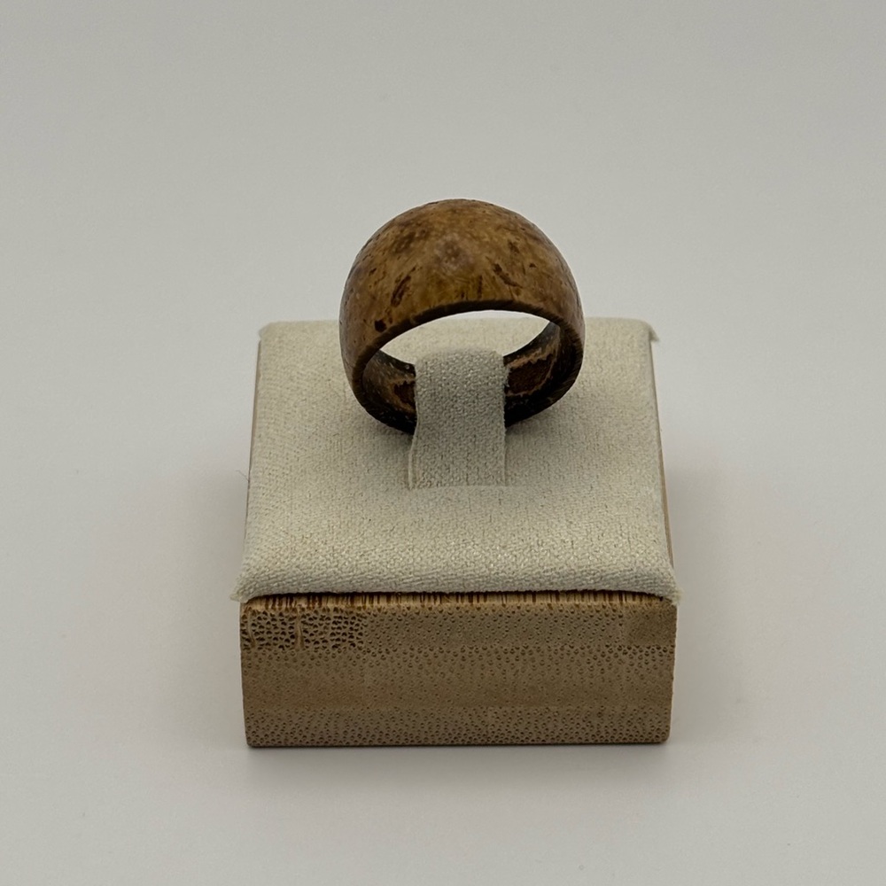 *NEW* Unique Brown Coconut Shell Ring